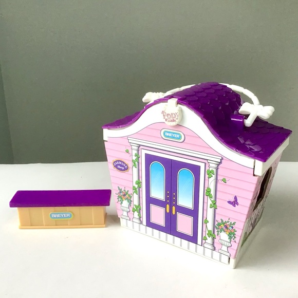 Breyer Pony Gals Travel Boutique Folding Case Play Set Building and Counter 2009 - Picture 2 of 11